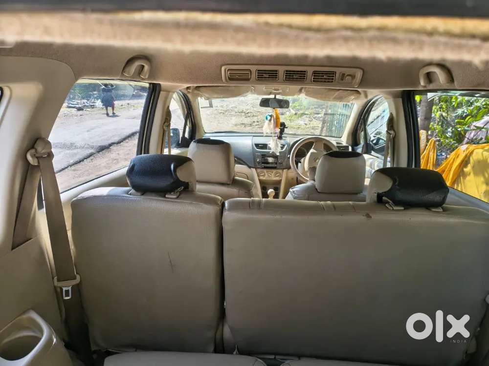 Maruti Suzuki Ertiga Vxi