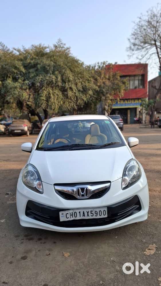 Honda Brio Vx Mt, 2014, Petrol