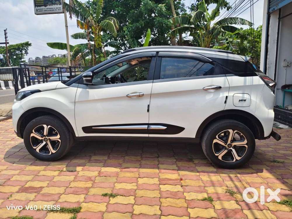Tata Nexon 1.5 Revotorq Xz Plus Dual Tone, 2023, Petrol