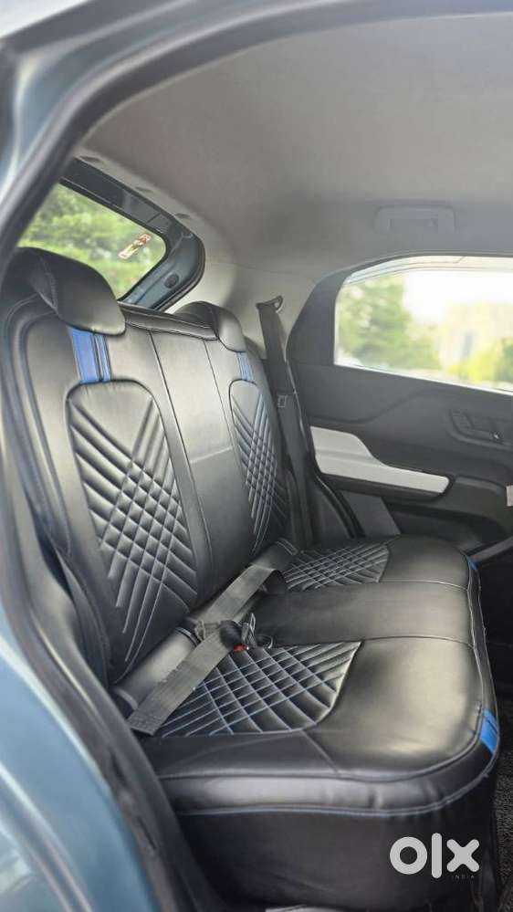 Tata Punch Accomplished Mt Sunroof, 2022, Petrol