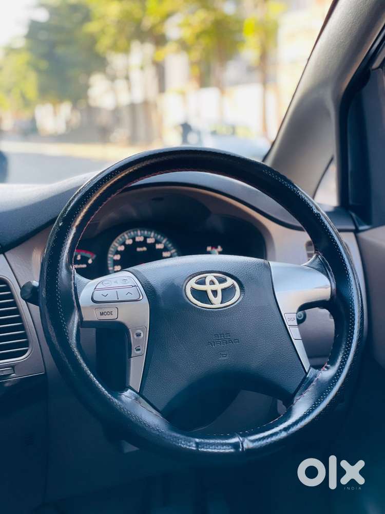 Toyota Innova 2.5 Vx 8 Str, 2015, Diesel