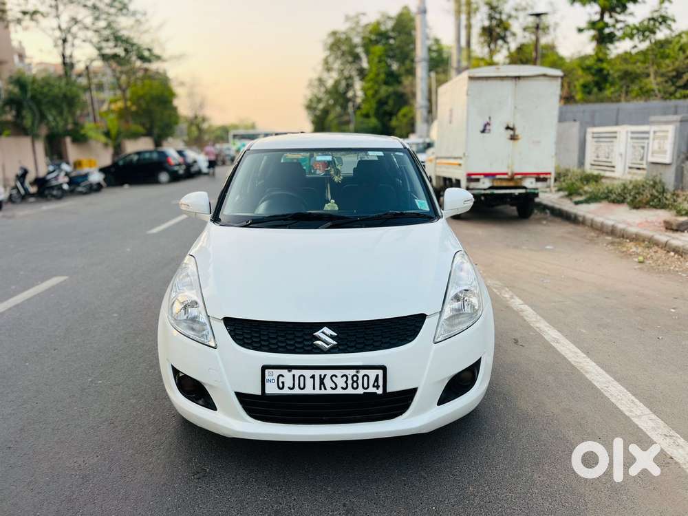 Maruti Suzuki Swift Vxi + Manual, 2013, Petrol