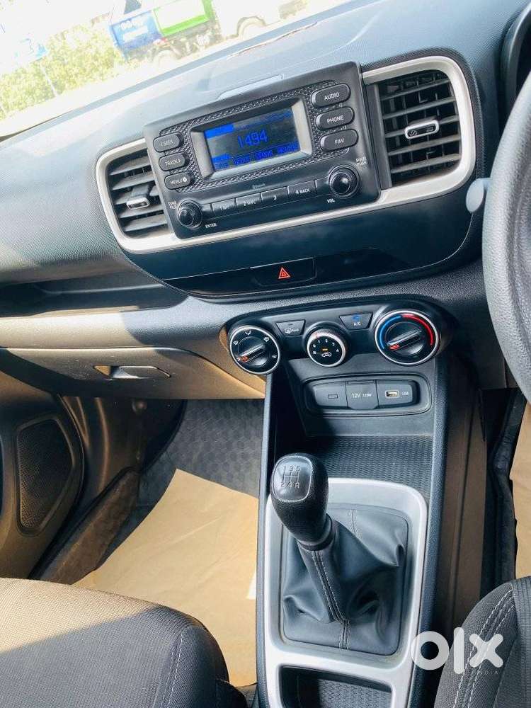 Hyundai Venue S Mt 1.2 Kappa, 2022, Petrol