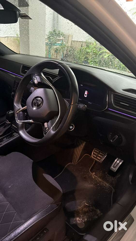 Skoda Superb Petrol 2022