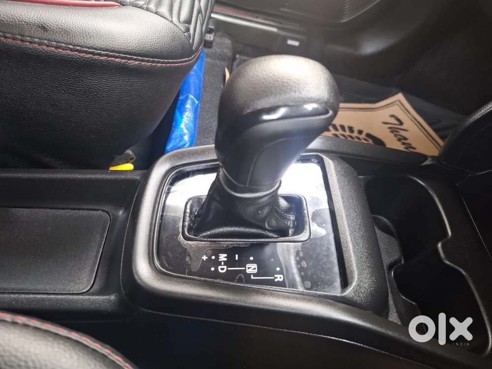 Maruti Suzuki Swift Vxi Ags, 2025, Petrol