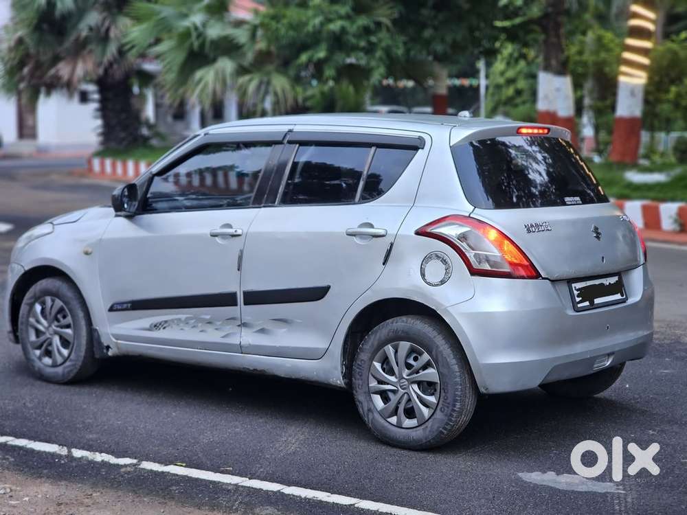Maruti Suzuki Swift 2012 / Petrol + Cng - Well Maintained