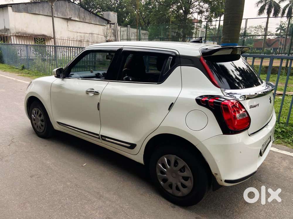 Maruti Suzuki Swift Vvt Zxi, 2022, Petrol