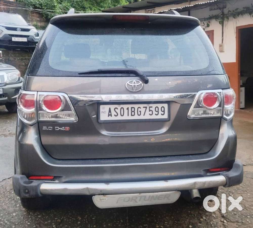 Toyota Fortuner [2021-ongoing] 2.8 2wd Diesel Mt, 2013, Diesel