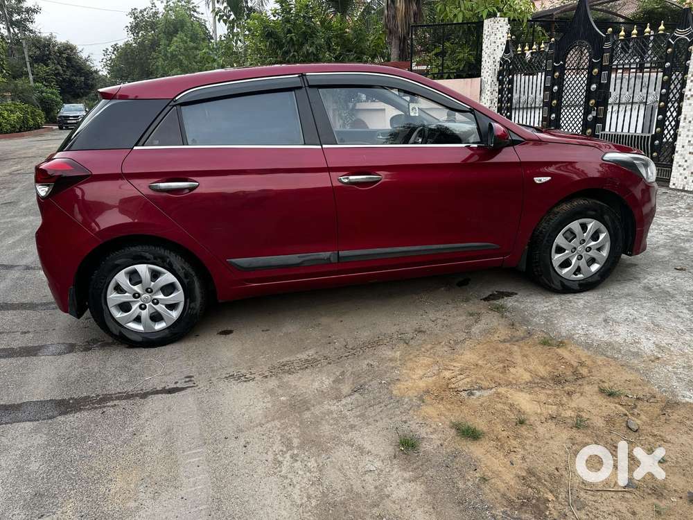 Hyundai I20 2015-2017 Magna 1.2, 2016, Cng & Hybrids