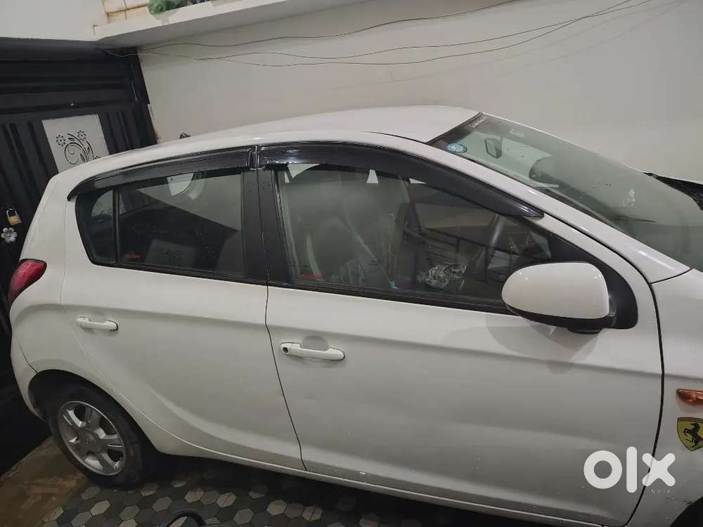 Hyundai I20 2010 Petrol Well Maintained