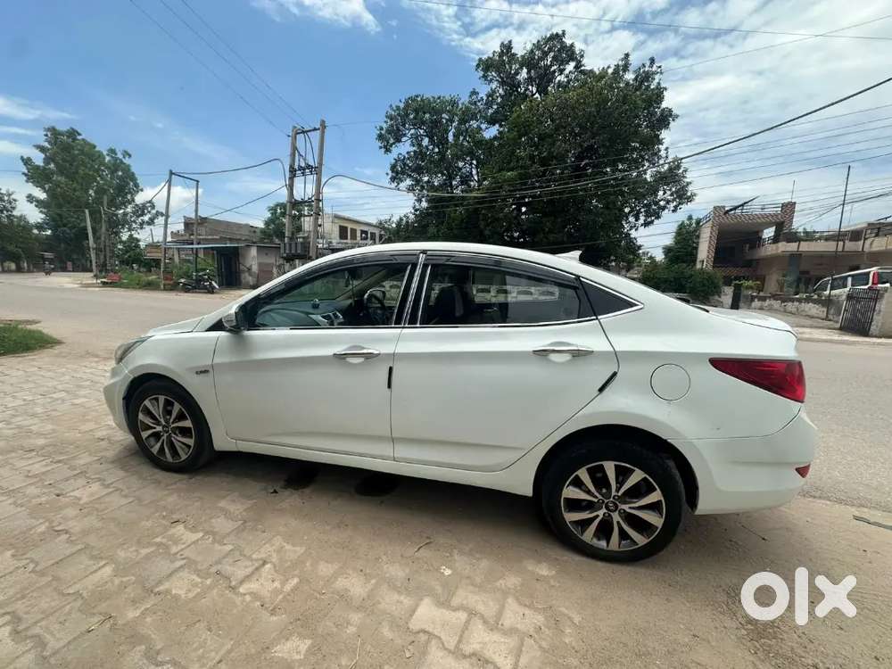 Hyundai Verna 1.6 Crdi 2012