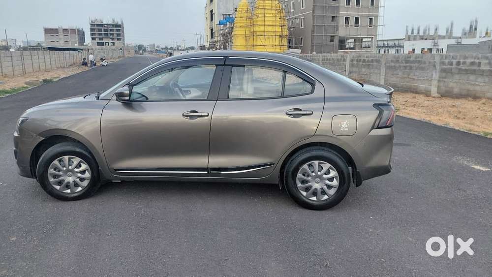 Maruti Suzuki Dzire 1.2 Vxi, 2025