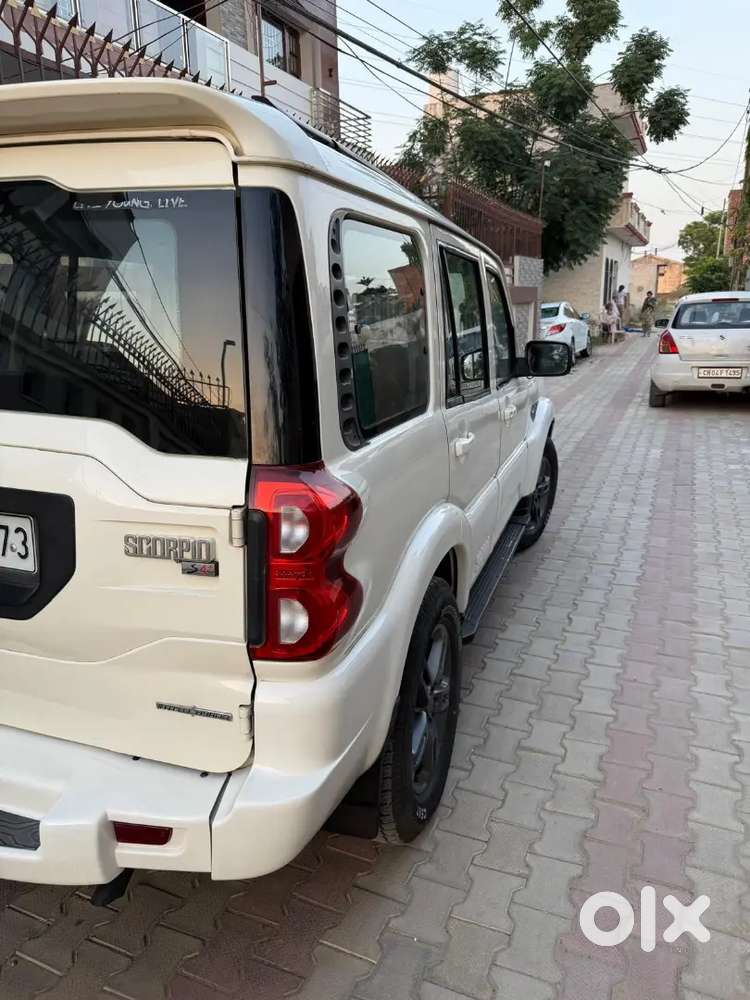 Mahindra Scorpio Classic 2017 Diesel Good Condition