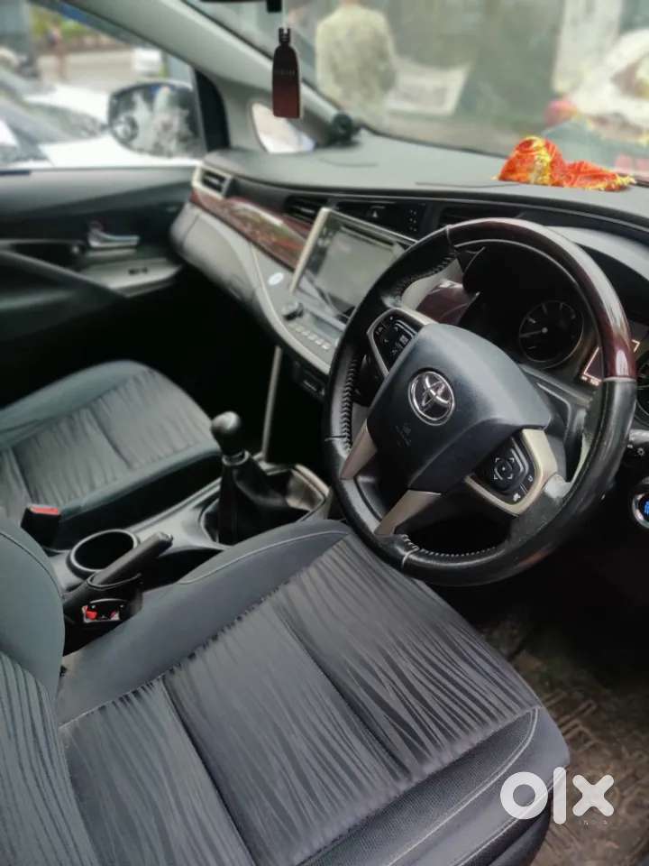 Toyota Innova Crysta 2.4 V 7 Str, 2017, Diesel