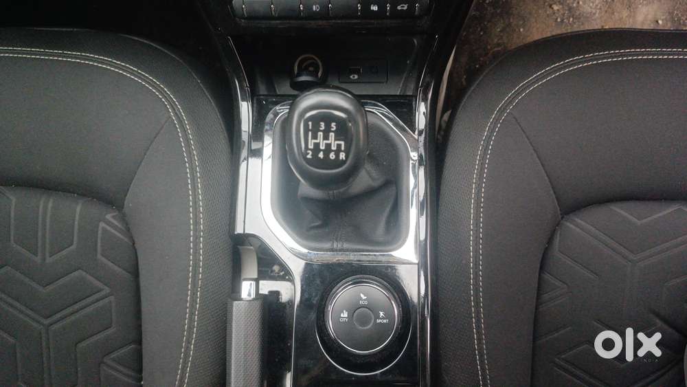 Tata Nexon 1.2 Revotron Xz Plus (s), 2023, Petrol