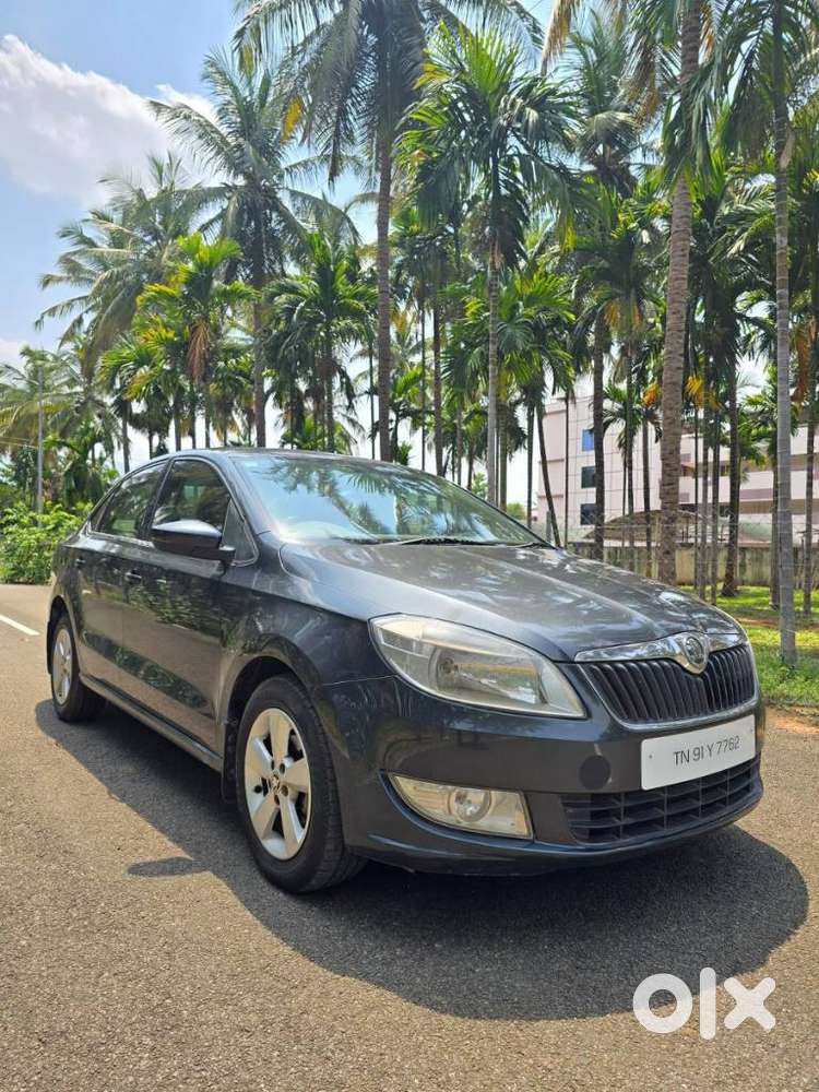Skoda Rapid 2013-2016 1.5 Tdi At Ambition With Alloy Wheel, 2016, Di..