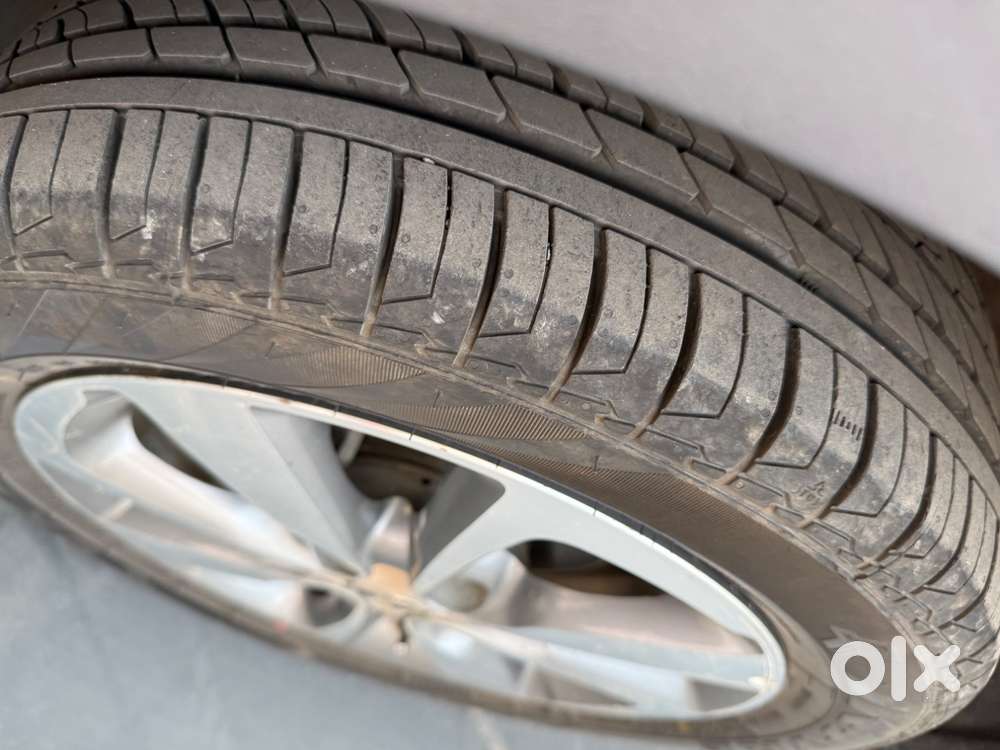 Very Less Driven Premium Hachback Well Maintained Top Model I20