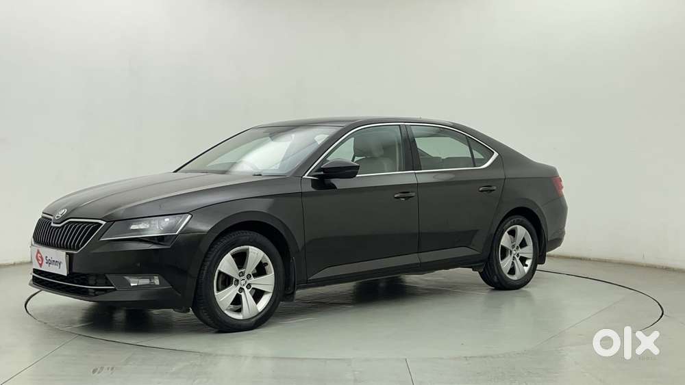 Skoda Superb [2014-2016] 1.8 Style Tsi At, 2018, Petrol