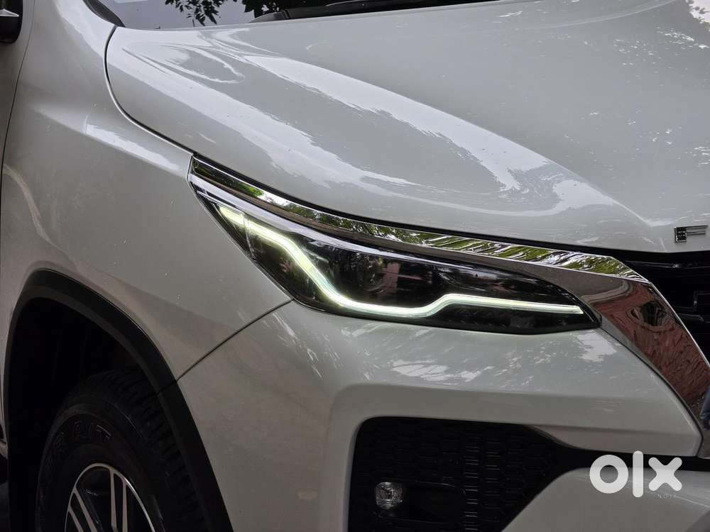 Toyota Fortuner 4x2 At 2.7 Petrol, 2025, Petrol