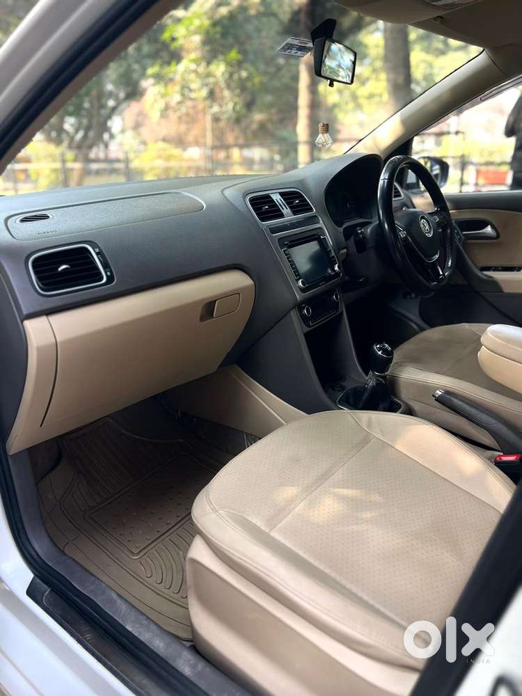 Volkswagen Vento 1.6 Highline Plus 16 Alloy, 2016, Petrol