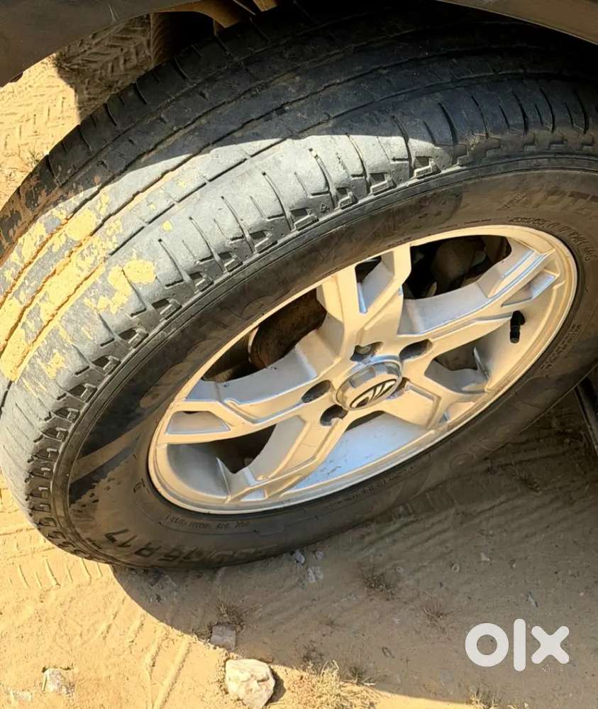 Mahindra Scorpio S10 2015