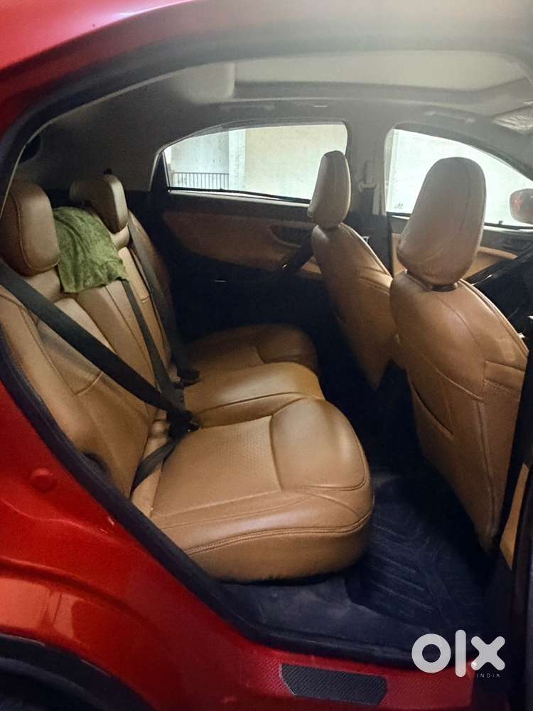 Tata Curvv 2025 Petrol Well Maintained