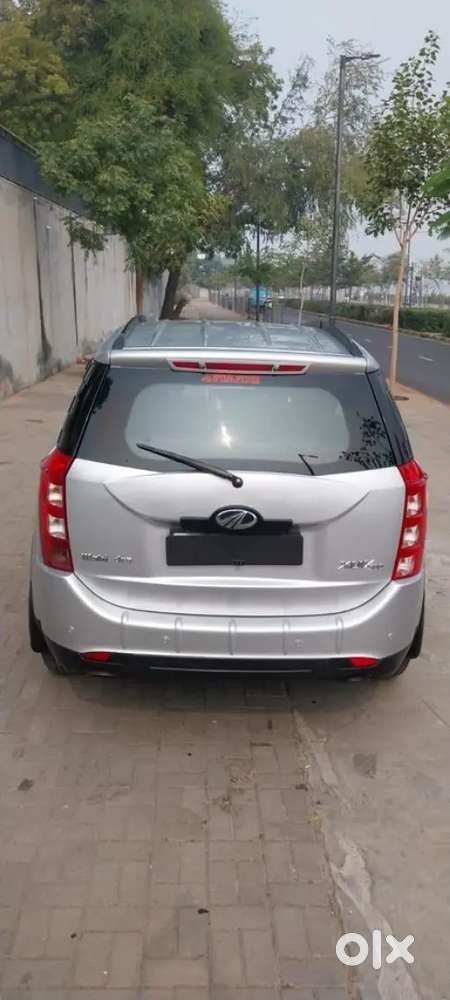 Mahindra Xuv500 2016 Year Car