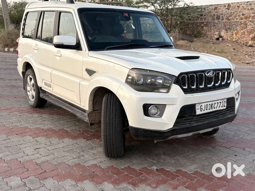 Mahindra Scorpio Classic 2018 Diesel 121000 Km Driven