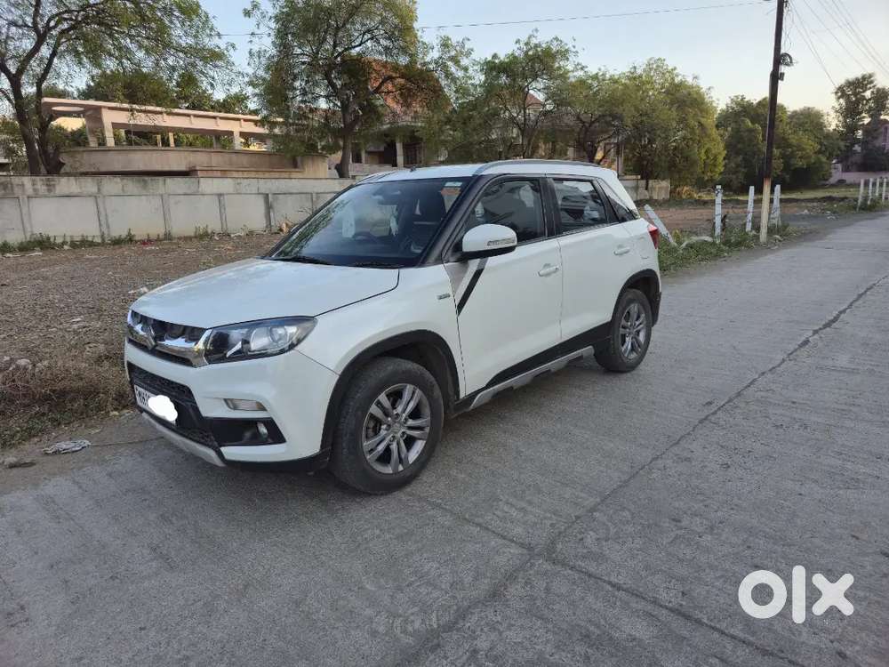 Maruti Brezza Zdi+ White - Single Owner - Very Well Kept