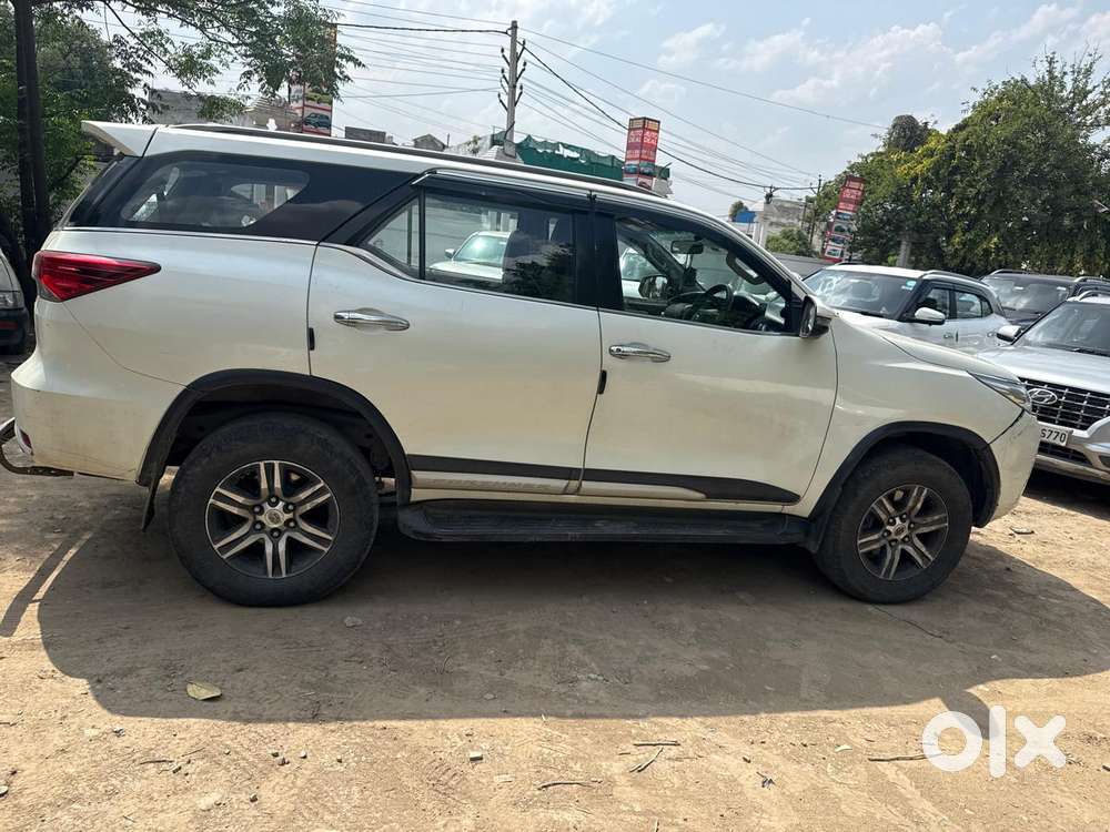 Toyota Fortuner 4x2 Mt 2.8 Diesel, 2018, Diesel