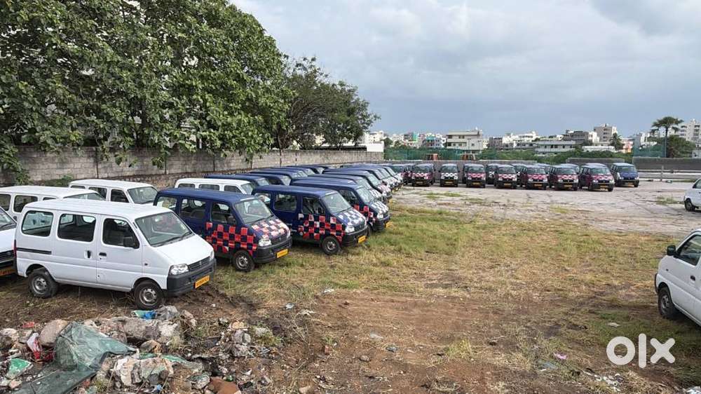 Maruti Eeco 1.2 Petrol 2022 Ap Reg Parking At Warangal