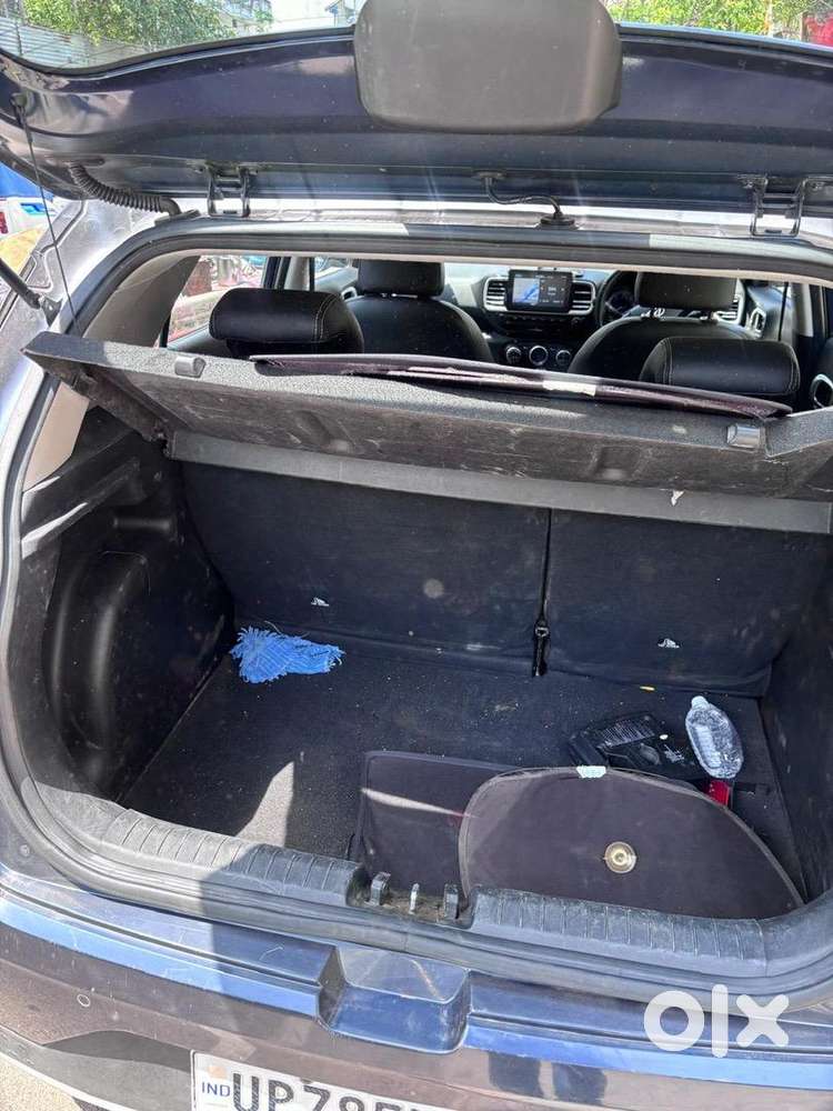 Hyundai Venue 2019 Diesel 59800 Km Driven