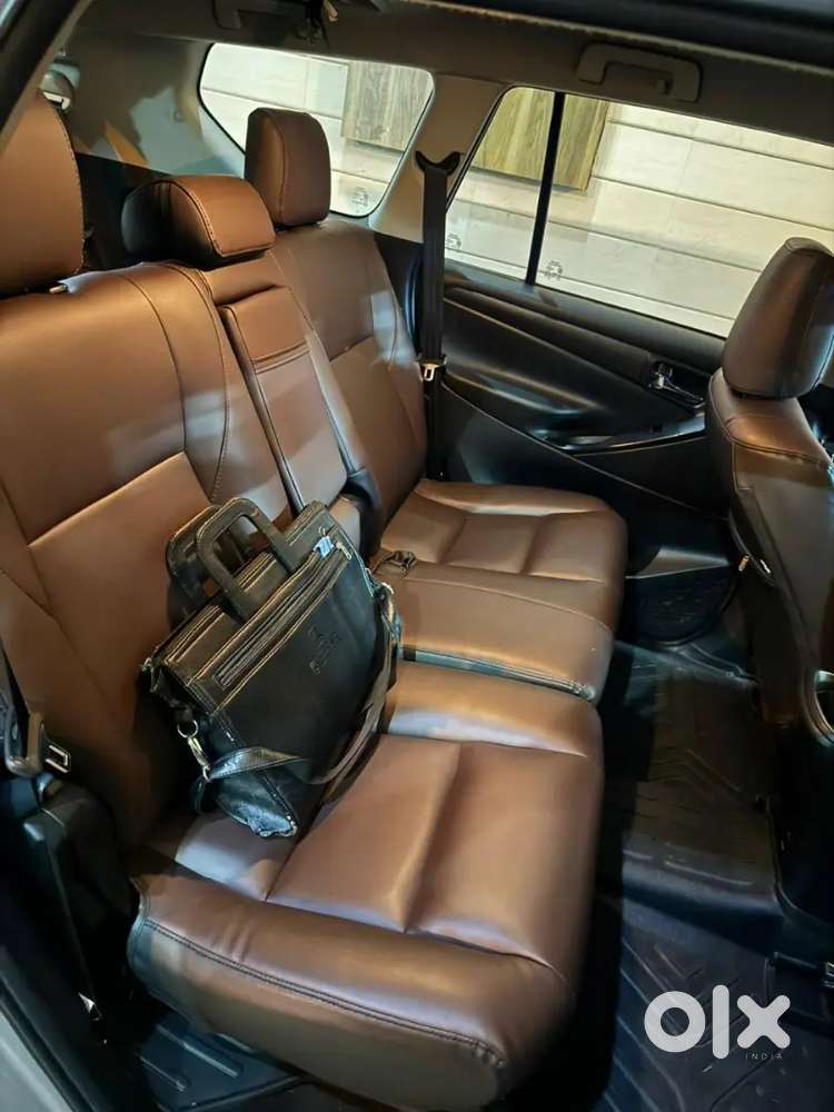 Toyota Innova Crysta 2019