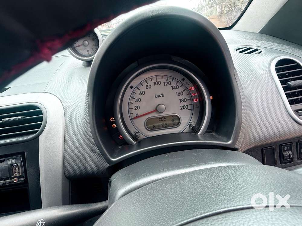 Maruti Suzuki Ritz Genus Vxi, 2013, Petrol