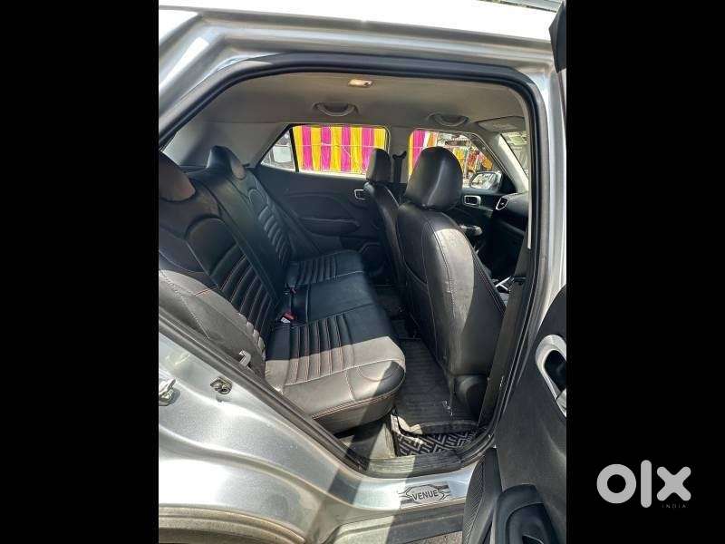 Hyundai Venue S 1.2 Petrol, 2022, Petrol