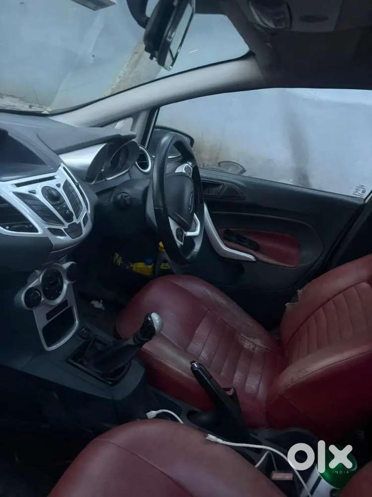 Ford Fiesta Cng And Heavy Music System Installed