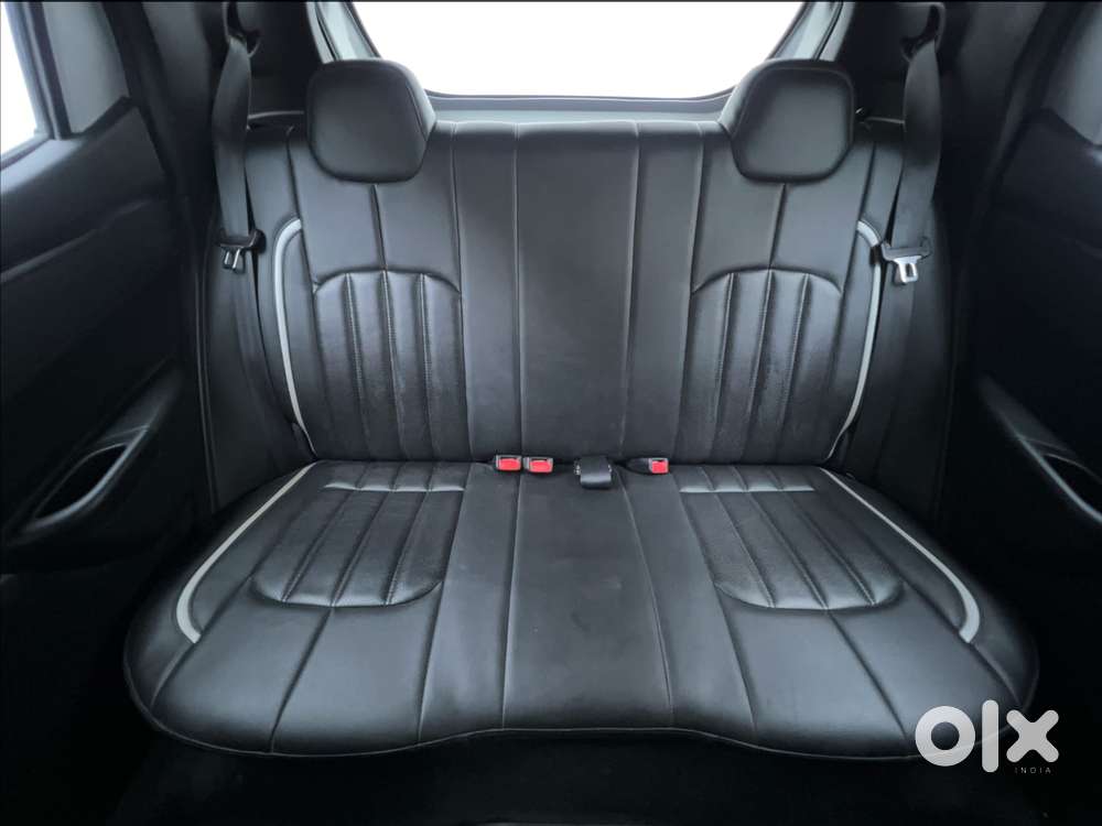 Renault Kwid 2019-ongoing 1.0 Rxt (o), 2018, Petrol