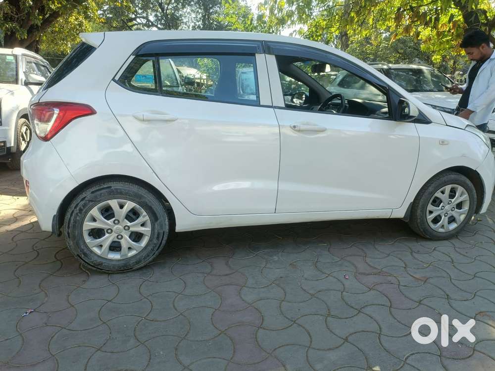 Hyundai Grand I10 2013-2016 Magna, 2016, Petrol