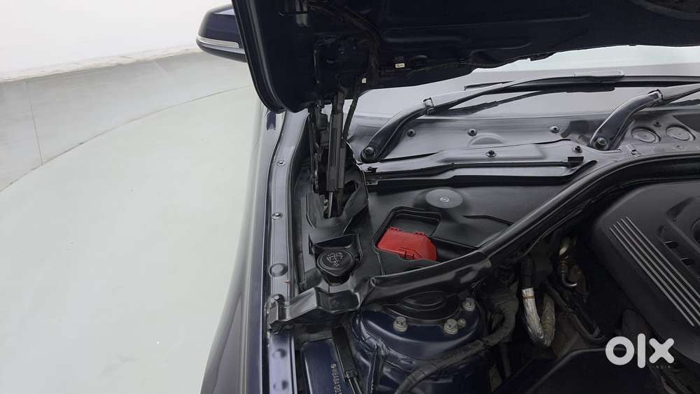 Bmw 3 Series 2.0 320i Luxury Line, 2016, Petrol