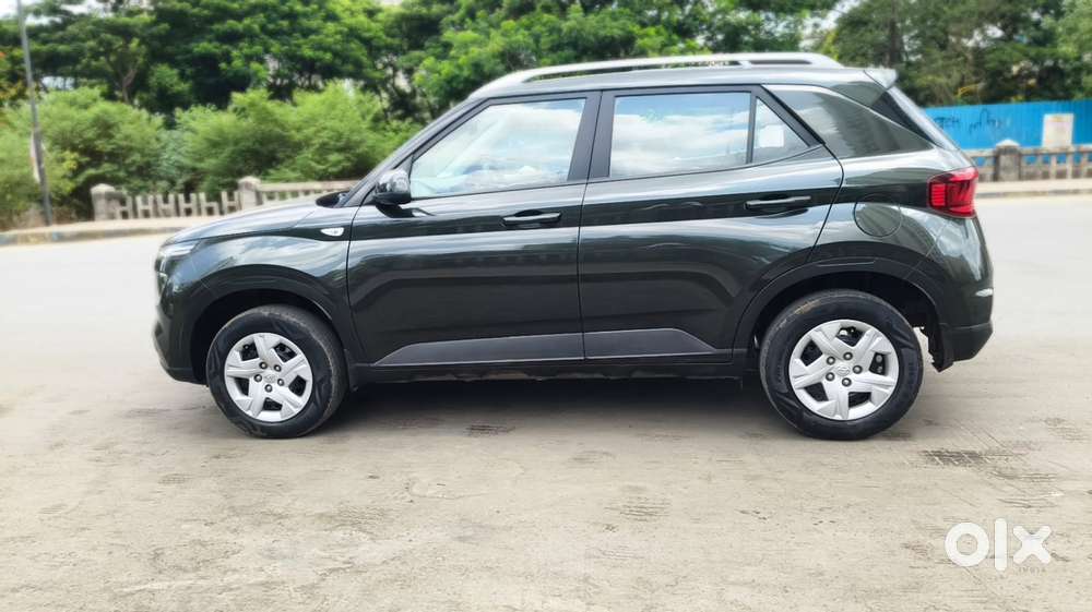 Hyundai Venue S, 2020, Petrol