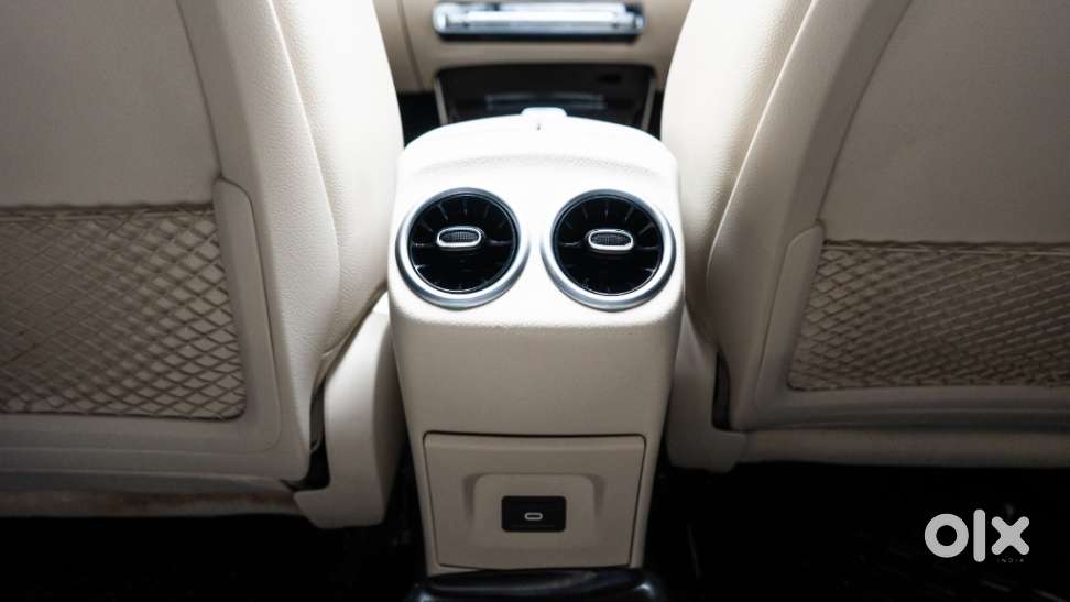 Mercedes-benz A-class Limousine 1.3 A 200, 2023, Petrol