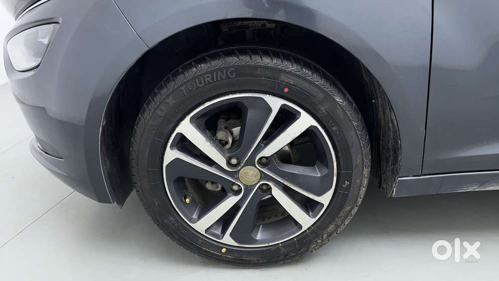 Tata Altroz Xz, 2020, Petrol