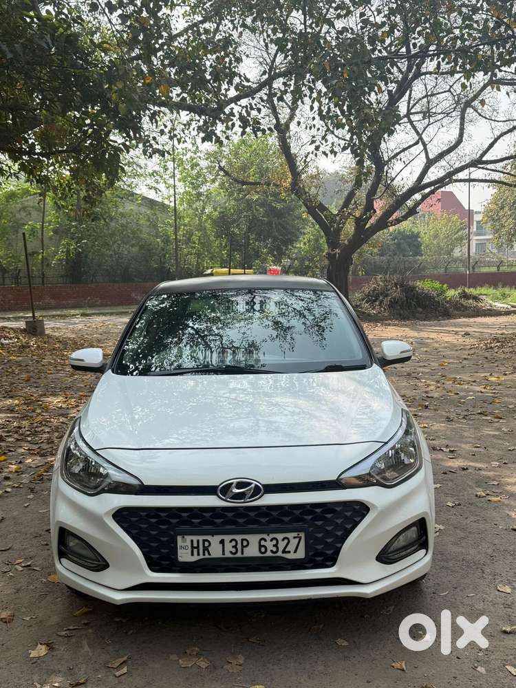 Hyundai I20 Asta 1.4 At Vtvt, 2018, Petrol
