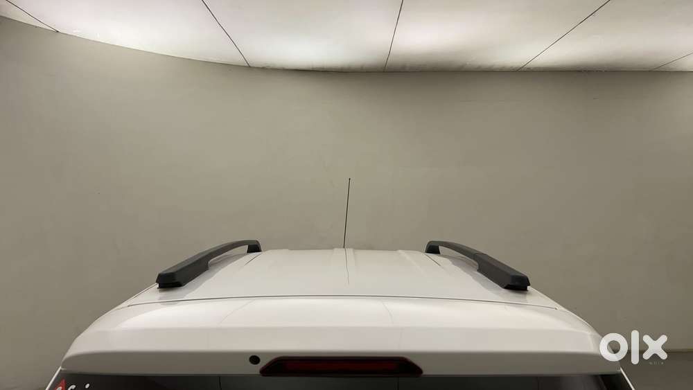 Renault Triber Rxt, 2022, Petrol