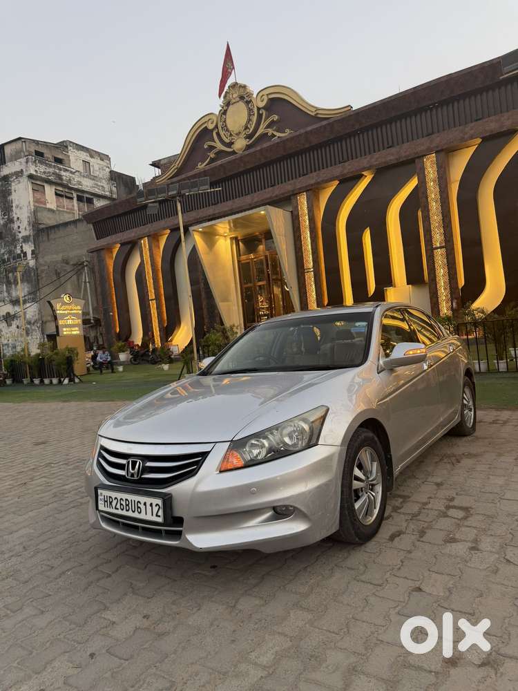 Honda Accord 2.4 Manual, 2012, Petrol
