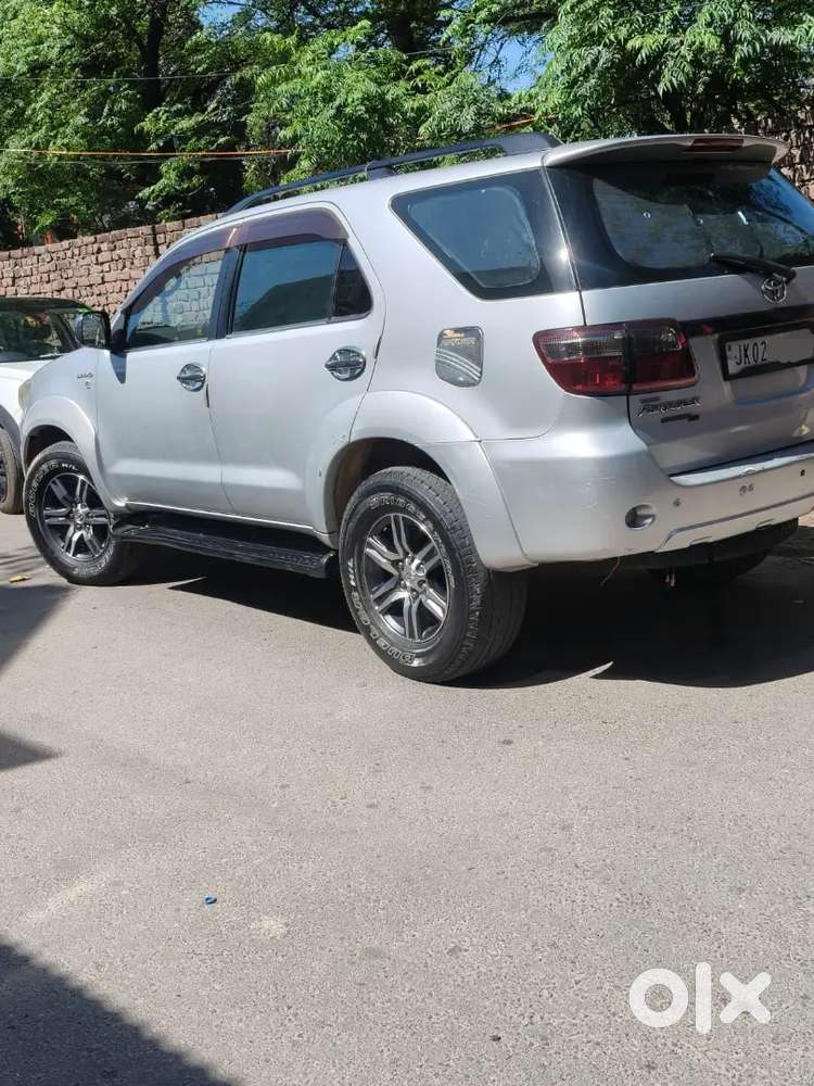 Toyota Fortuner 4×4 With Alloys 2012 Diesel Good Condition