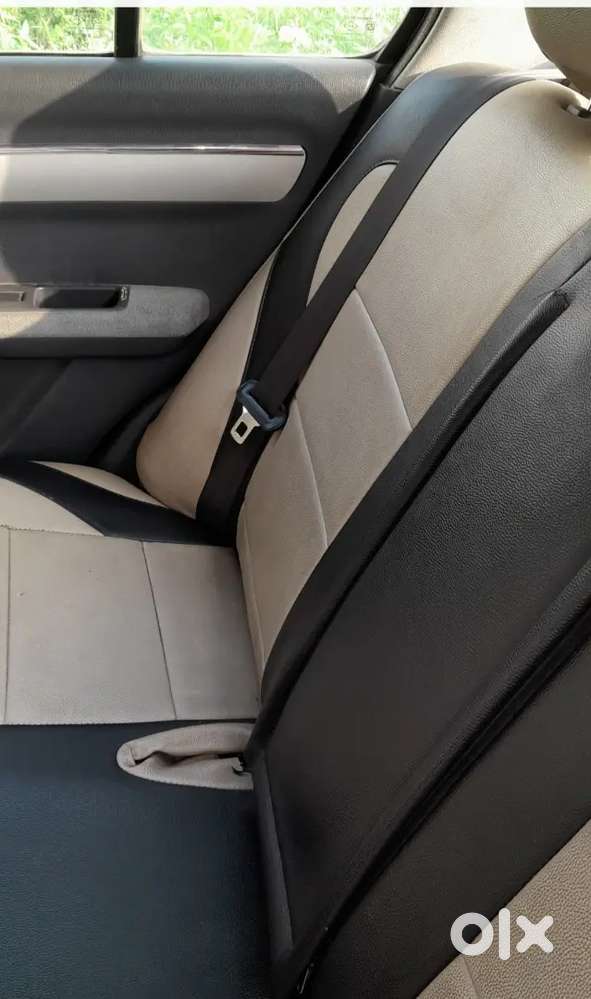 Maruti Suzuki Dzire 2011 Petrol 90000 Km Driven