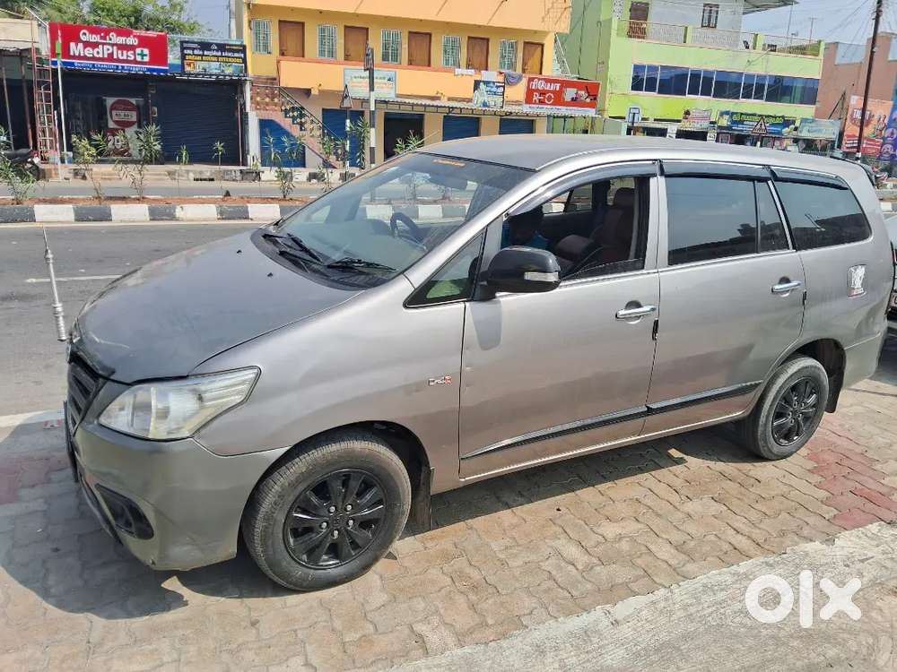 Toyota Innova 2011 Diesel 145000 Km Driven