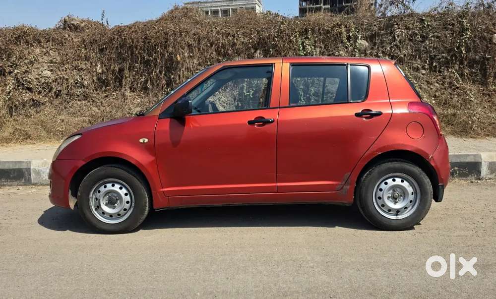 Maruti Suzuki Swift 2009 Petrol 110000 Km Driven