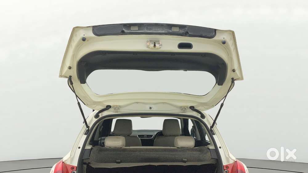 Maruti Suzuki Swift Vxi, 2015, Petrol